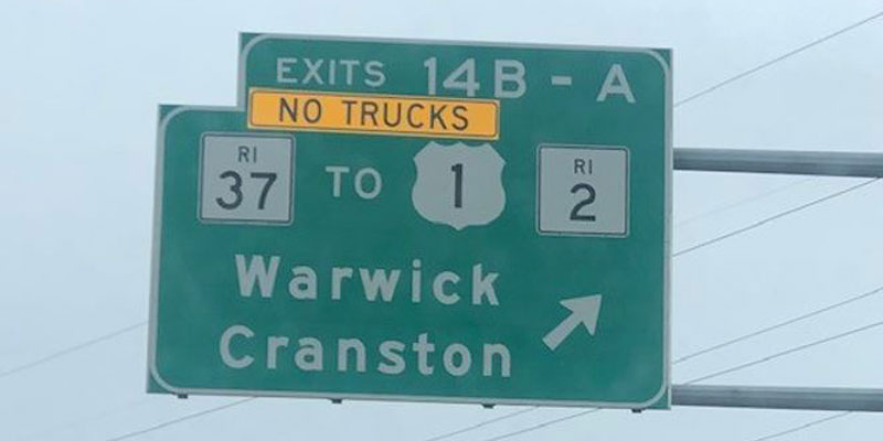 No Trucks sign at Exit 14 on 95