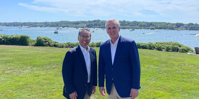 Allan Fung and Kevin McCarthy in Jamestown 2022